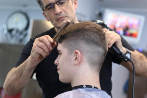 Trouver la coupe homme ideale selon la forme de votre visage